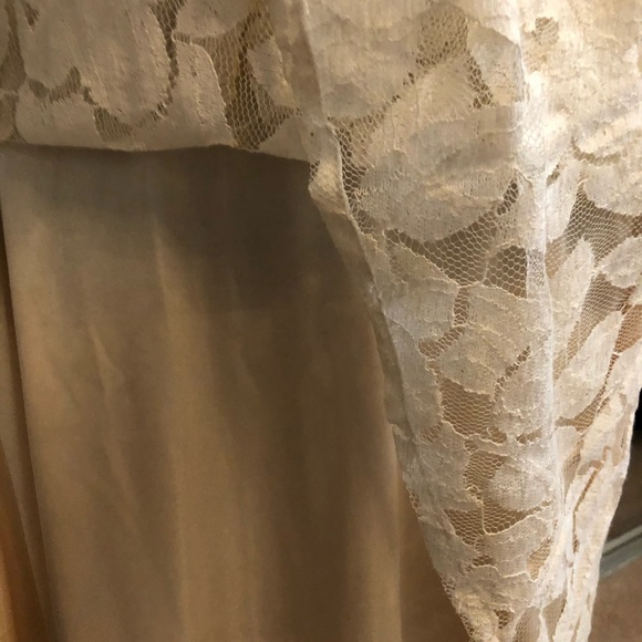 Forever21 Floral lace skirt - Picture 2 of 4